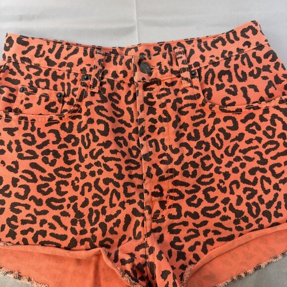Carmar Orange & Black Leopard Print Denim High-Waisted Cutoff Shorts Size 28 - Picture 3 of 12